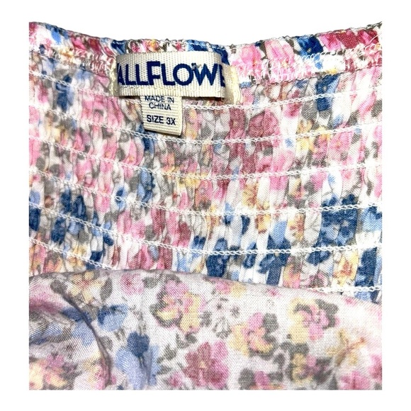 Wallflower Sundress Women’s Floral Padded Adjustable Spaghetti Straps Smocked 3X - Picture 8 of 9